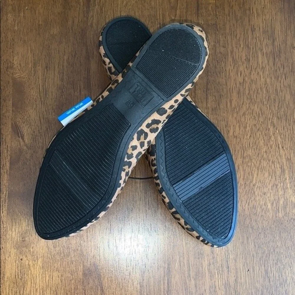 Wide width leopard flats.